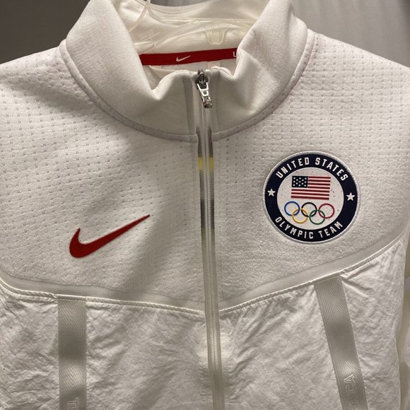$450 MEN S M L XL Nike Team USA Windrunner Medal Stand Jacket Olympic CK4552-100 - Picture 3 of 11